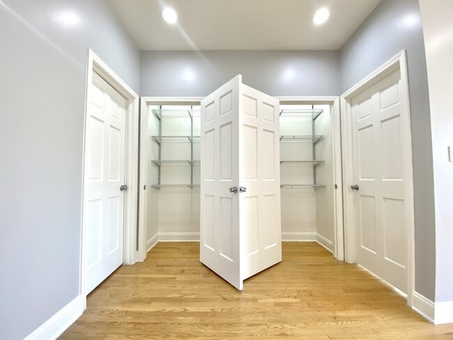1012 W Sunnyside Ave Unit 2