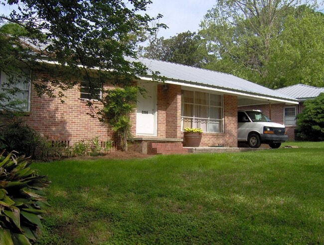 Photo - 2256 Bardwell Dr