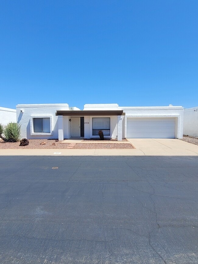 Great North Phoenix 2/2 with all new floor... - Great North Phoenix 2/2 with all new floor... Casa