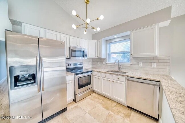 Photo - 259 Riberia St