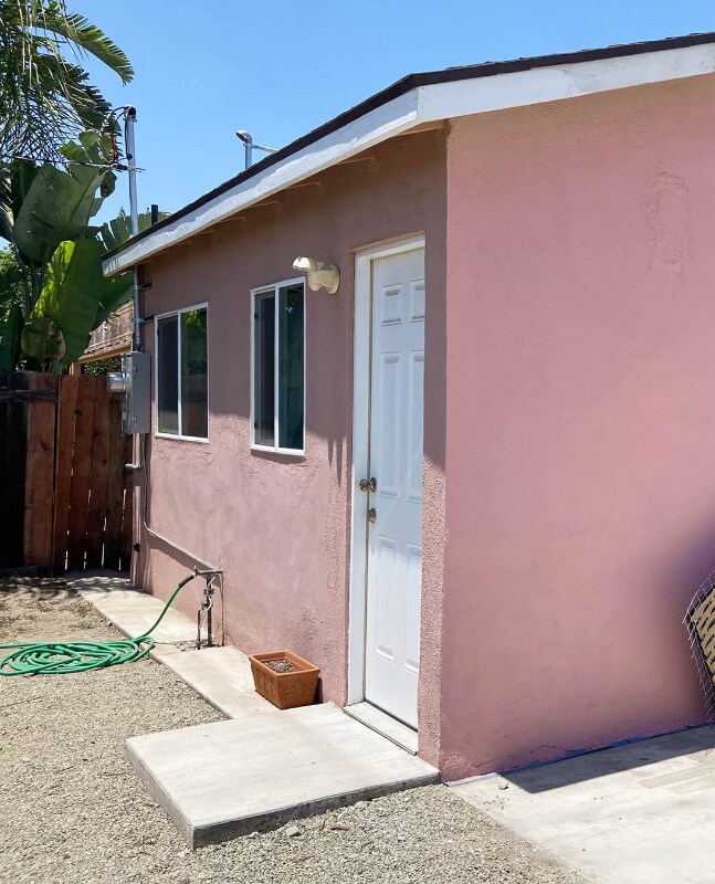 Photo - 511 Almond Ave