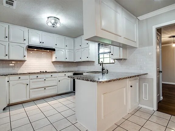 Photo - 8966 Hialeah Cir S