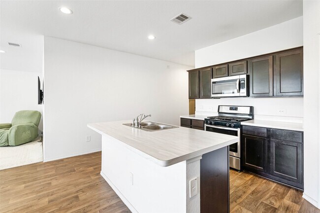 Photo - 21611 Flowering Gdn Ln