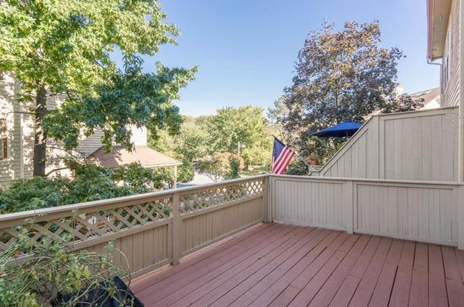 Photo - 25 Sturbridge Ln