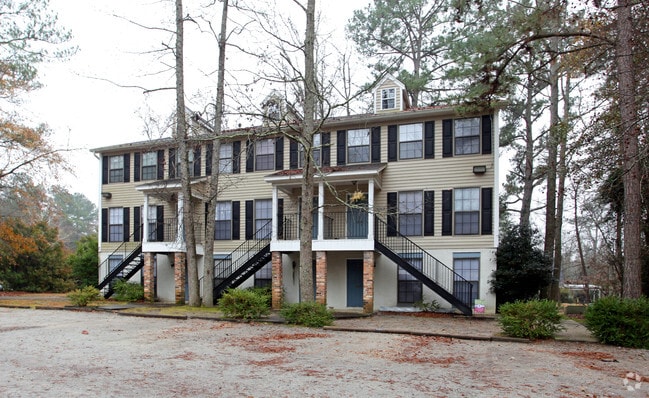 Cobblestone Apartments