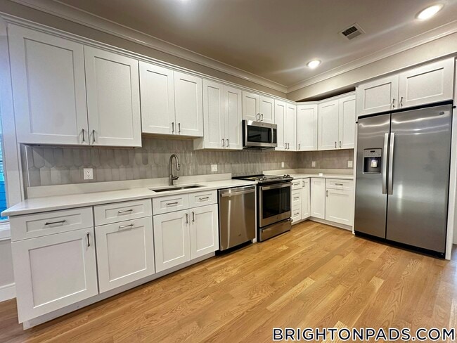 Photo - 104-106 Warren St. Unit 7
