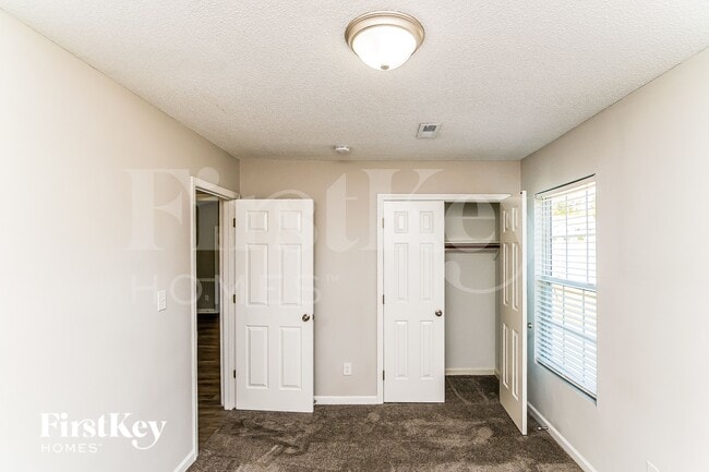 2466 Shadow Valley Rd