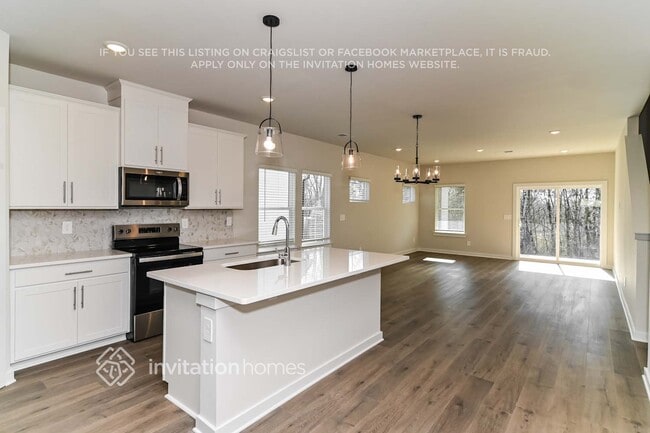 Photo - 1191 Bluffton Cir