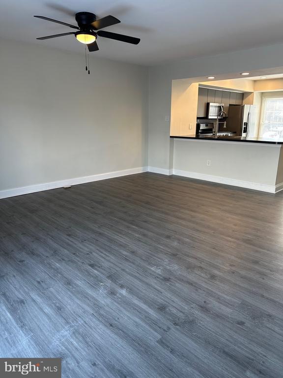 Photo - 650 Corsica Ave