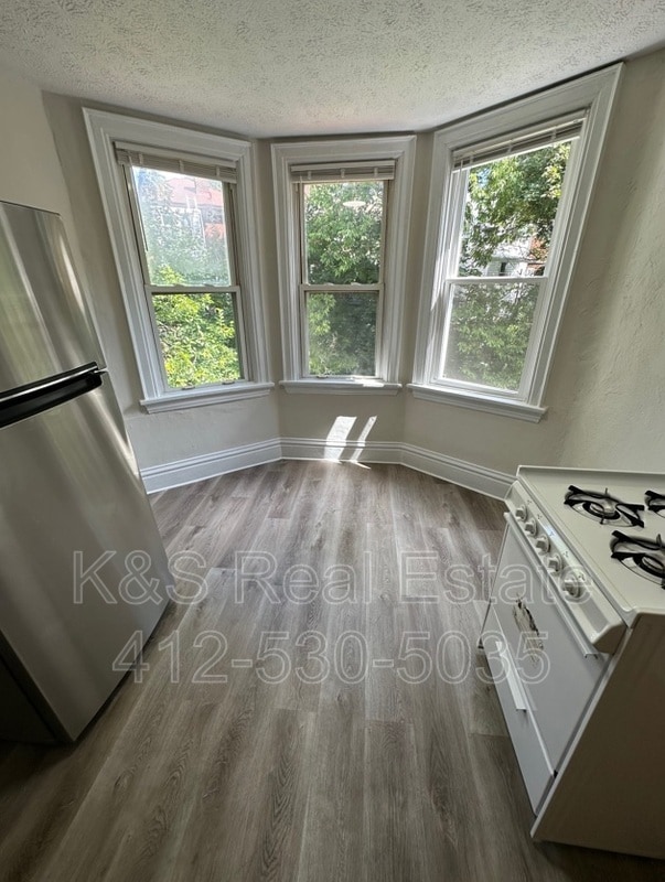 Photo - 2954 Sheraden Blvd