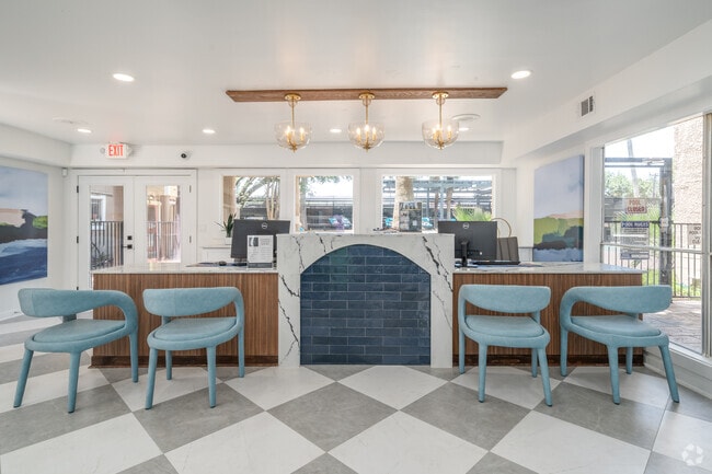 Leasing Office - Windsor Manor