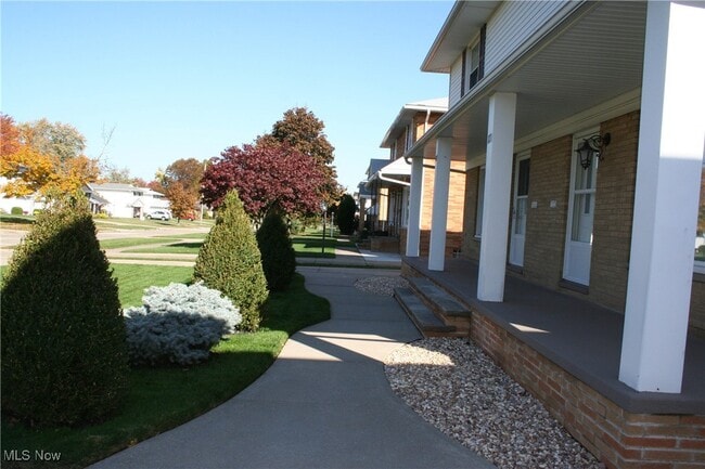 Photo - 1271 Bonnie Ln