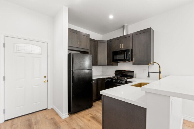 Photo - East LA duplex Unidad 729 1/2 New