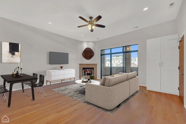 Photo - 1843 W North Ave Unit 3W