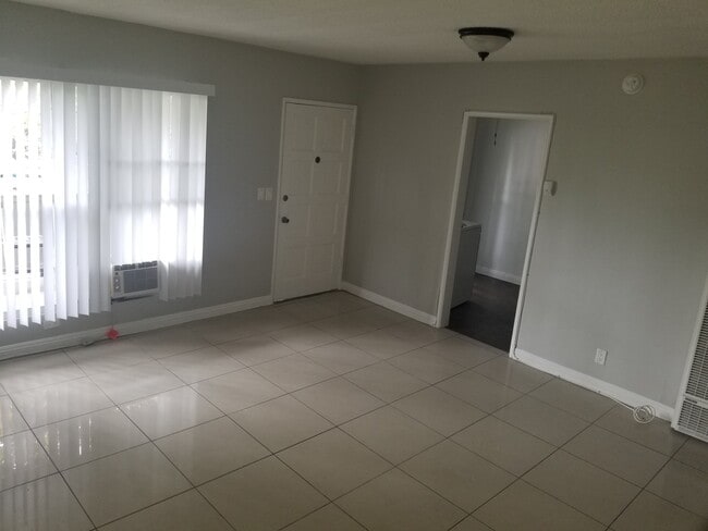 Chateau Sycamore Apartments