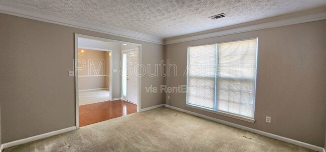 Photo - 2330 Burdett Ridge Dr