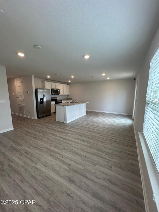 Photo - 6636 Slabinski Ln