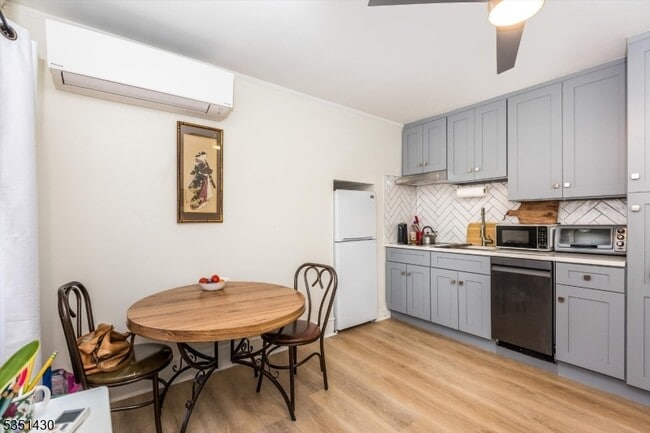 Photo - 6 Boyden Pkwy S Unit 3