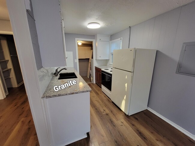 Photo - 1310 S Palisade St