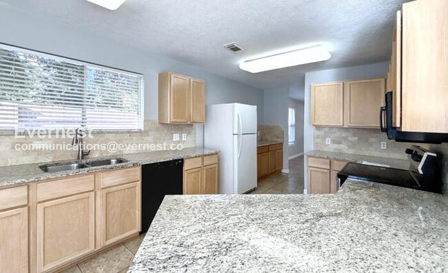 Photo - 2527 Pine Shadows Dr