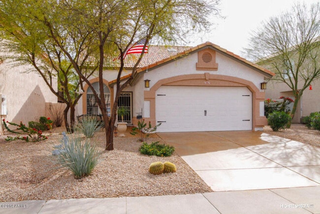 Building Photo - Desirable Chandler location near the Chand...