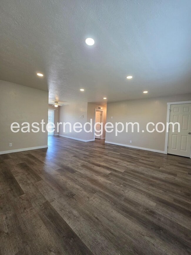 Photo - 650-652 NW 6th St Unidad 652