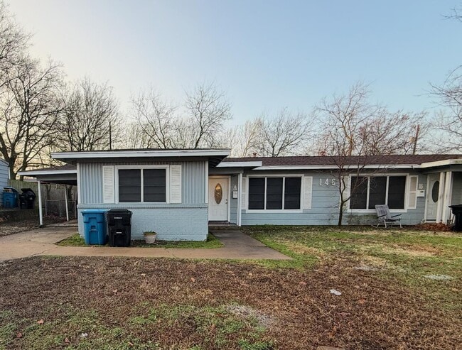 Photo - 146 Doolittle Dr