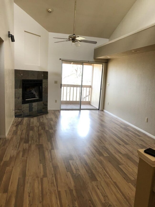 Photo - 93 E White Mountain Blvd Unit 320