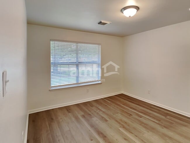 Photo - 9626 Eaglewood Glen Trl