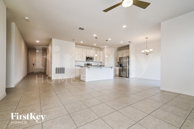 Photo - 217 Windsor Reserve Dr