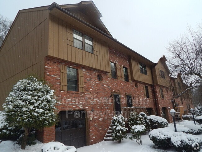 Building Photo - 140 Old English Rd Rental