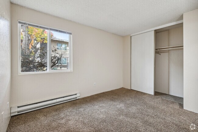 2BR, 2BA - 1,152SF - Bedroom