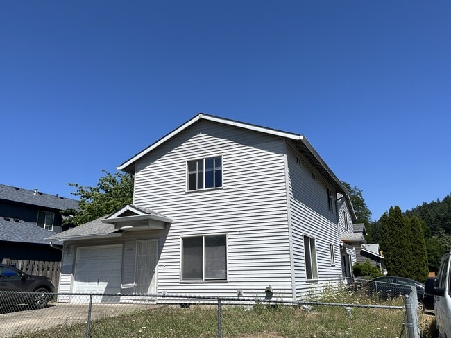 Photo - 4308 SE 138th Pl House