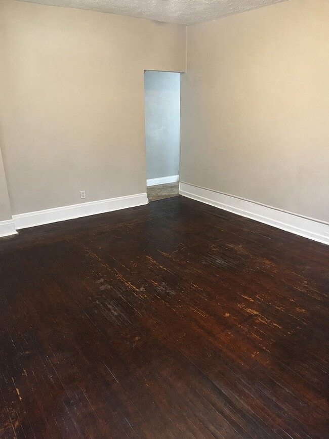 2850 Shaffer Ave Unit 1