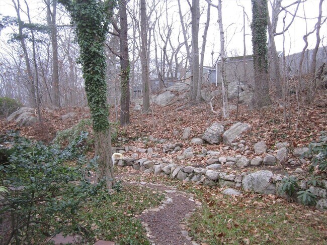 Photo - 83 Hesperus Ave