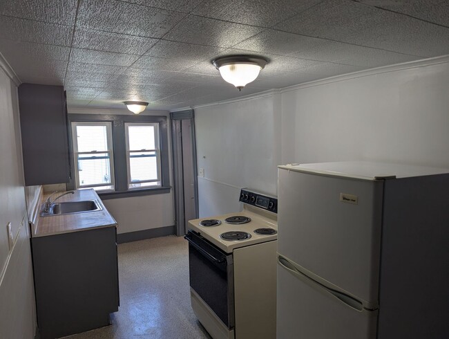 Photo - 1055-1057-1057 Liberty St Unit 1057 1/2 Liberty St.