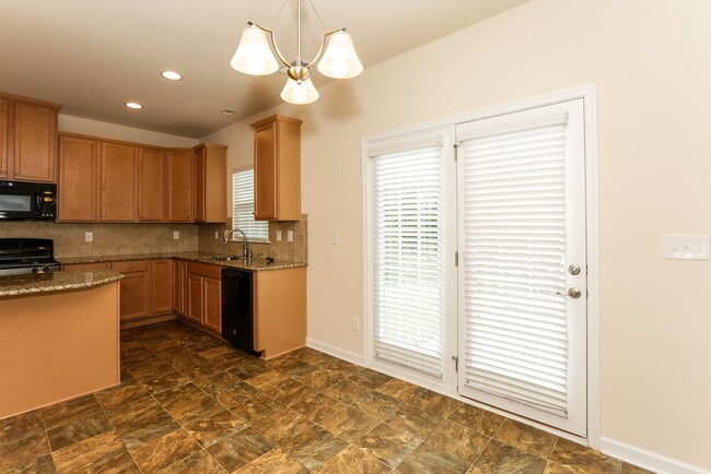 Photo - 1291 Farm Branch Dr SW
