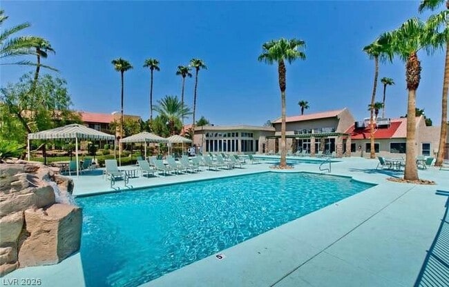Photo - 4990 River Glen Dr Unit 168