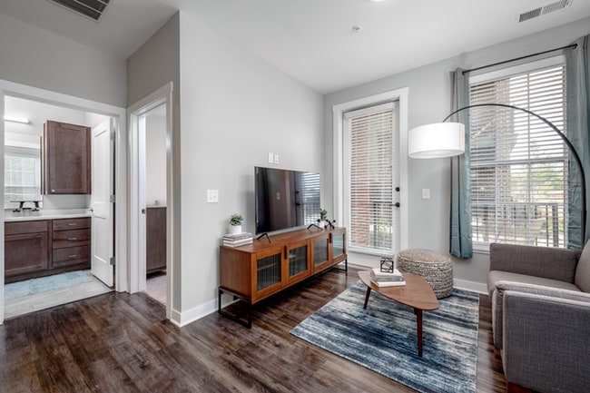 8 on the Park Living Room, Bathroom and Bedroom Entry
