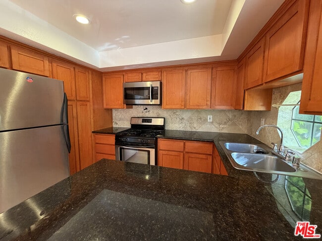 Photo - 698 S Berendo St Unit 103