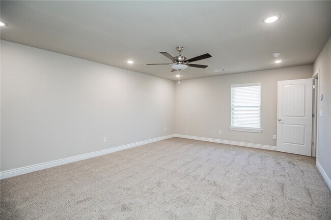 Photo - 6702 SW Basswood Ave