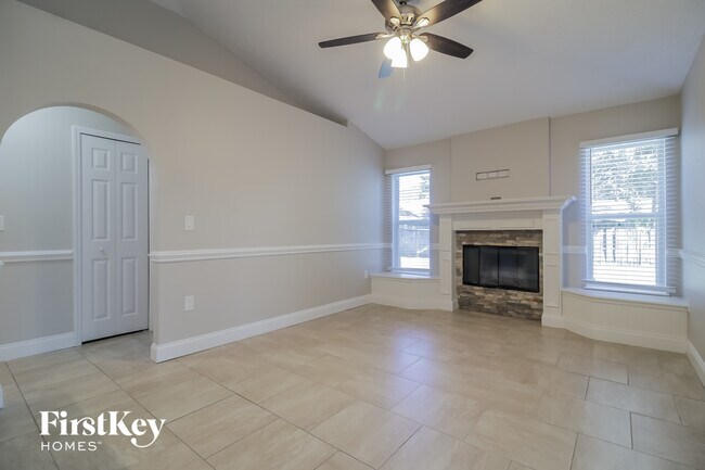 Photo - 6633 Emil Ave