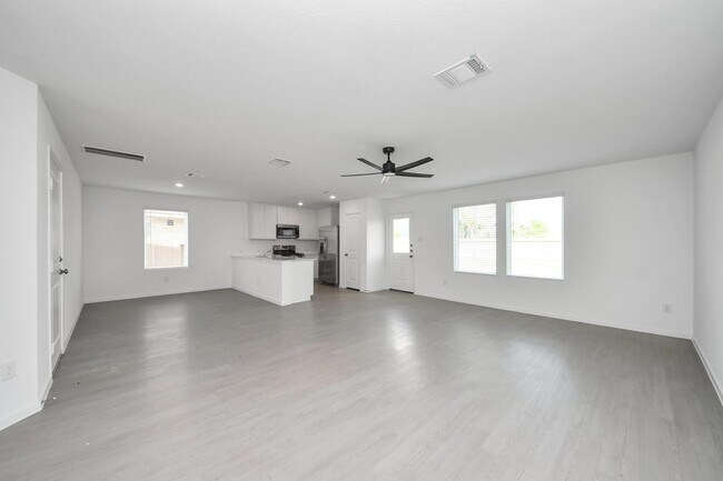 Photo - 31422 Casacalenda Ln