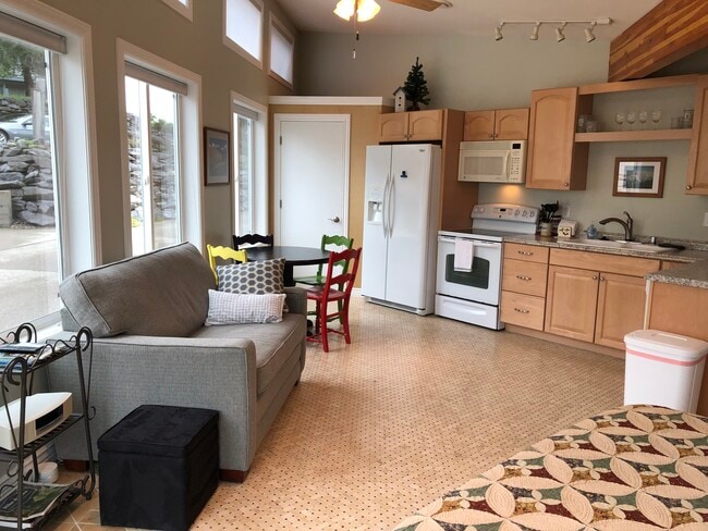 Photo - 50300 US-93 Unidad 7