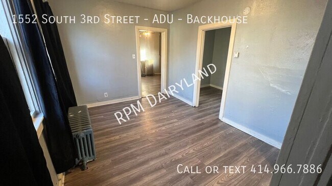 Photo - 1552 S 3rd St Unit ADU - Backhouse