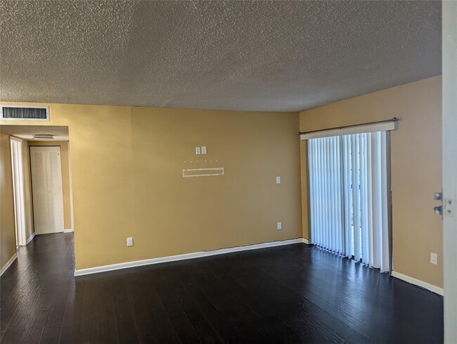 Photo - 9612 W McNab Rd Unit 104