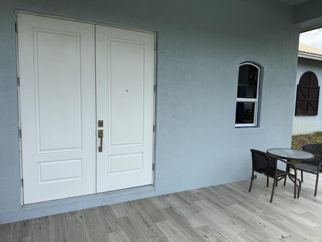 Building Photo - 13465 Free Spirit Way Unit Guest Apartment