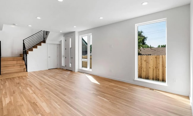 Photo - FIRST MONTH'S FREE!! Modern 2 bed, 2.5 bat...