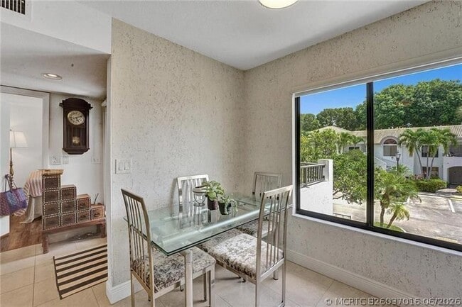 Photo - 7533 Glendevon Ln Unit 907
