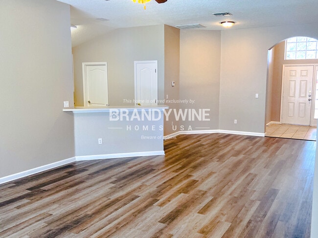 Photo - 3021 Merlot Way